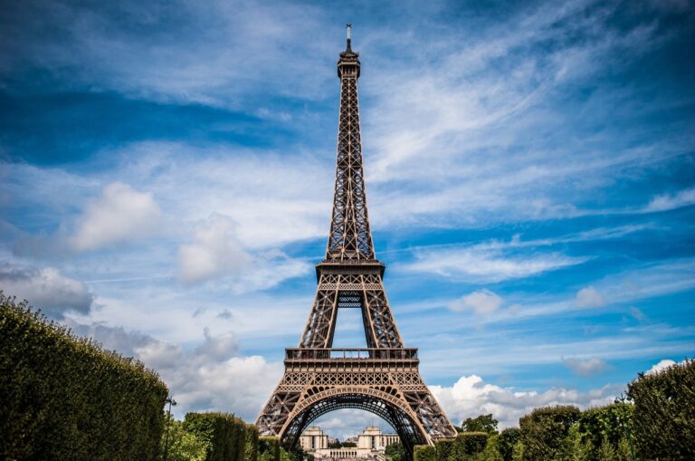 landscape-cloud-sky-eiffel-tower-paris-monument-851853-pxhere.com